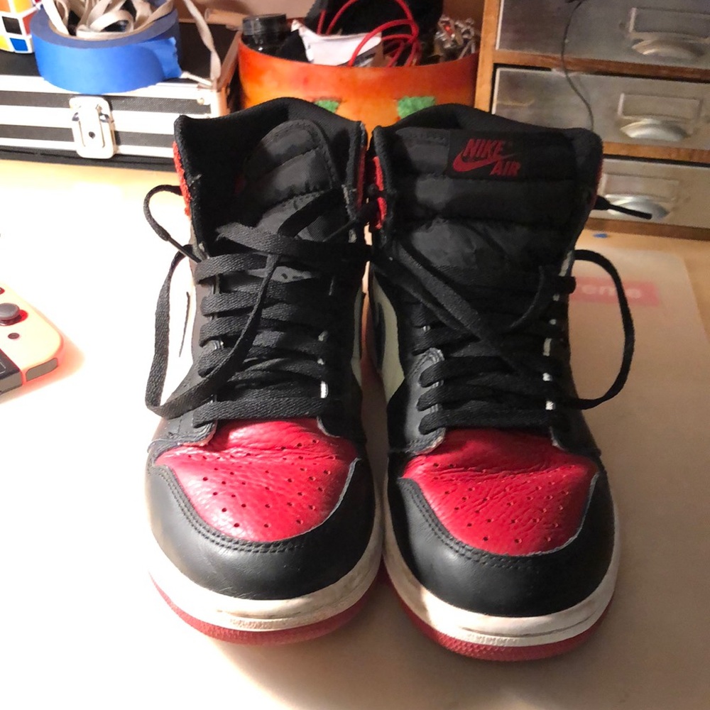 Air Jordan 1 Retro High ‘OG Red Toe